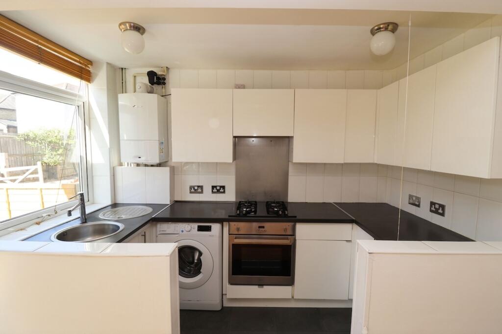 House in Tonbridge - View 5