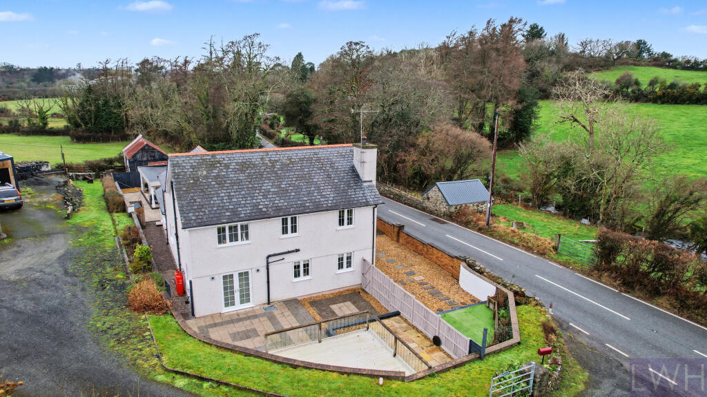 Main image of property: Cae Hendre, Chwilog