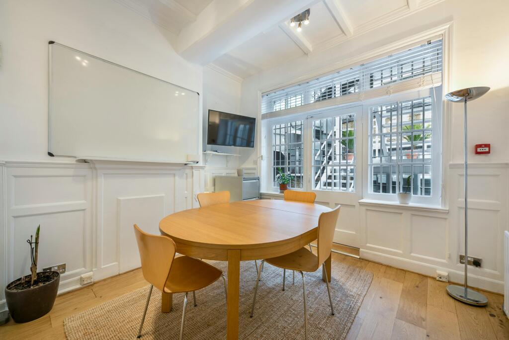 office 9.jpg