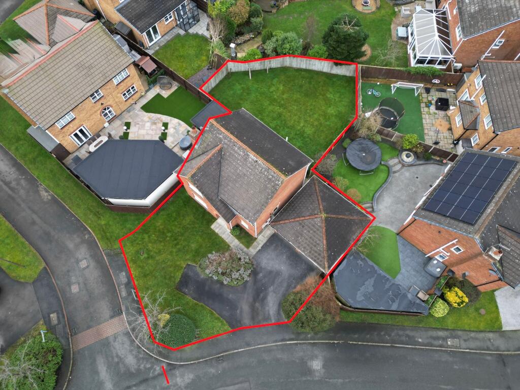 4-bed detached on Crowther Drive, Wigan, WN3, £380,000