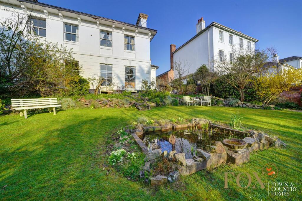 Main image of property: Lansdowne Cresent, Worcester, Worcestershire, WR3