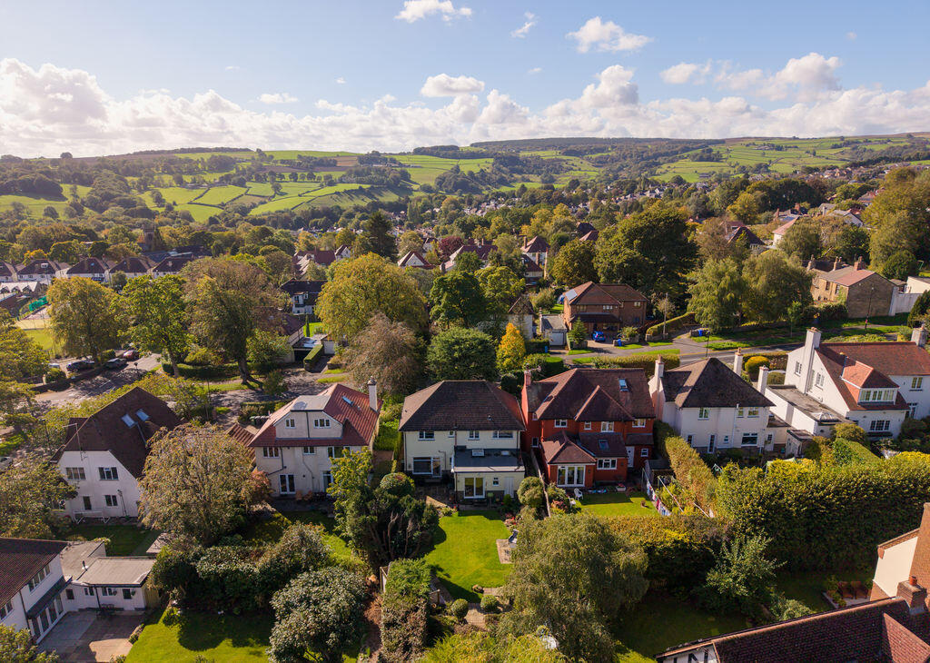 House in Sheffield, Stumperlowe, Fulwood - View 5