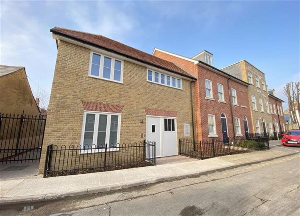 Main image of property: 5 Queningate Court, Canterbury - Ref 3353