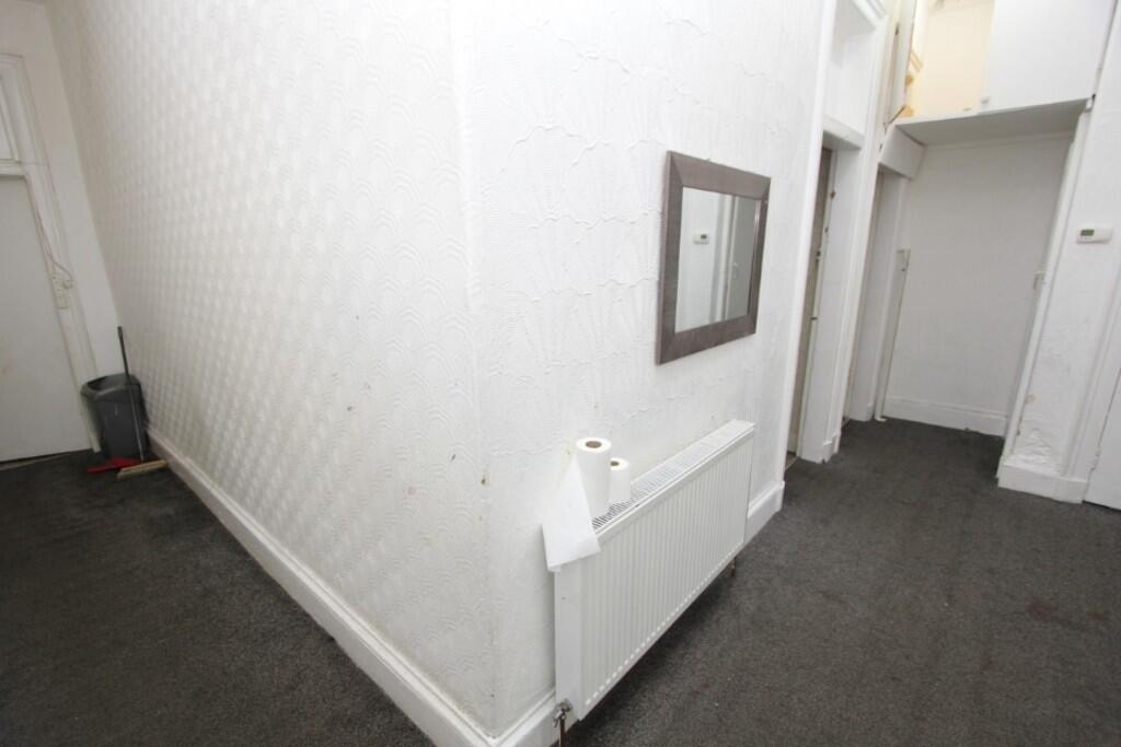Apartment in Glasgow - View 2