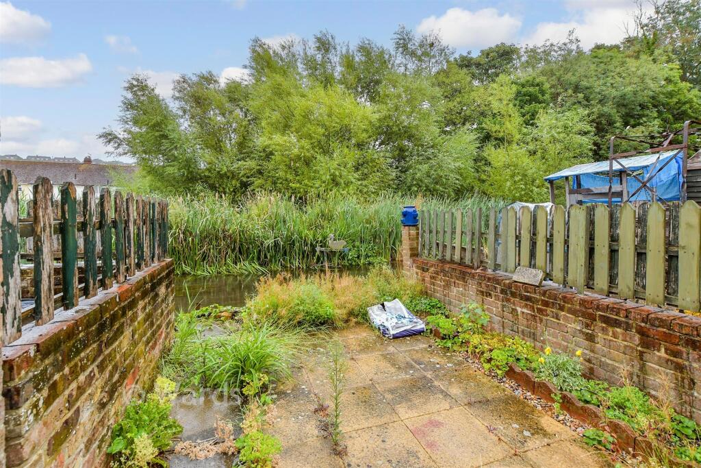 House in Canterbury - View 5