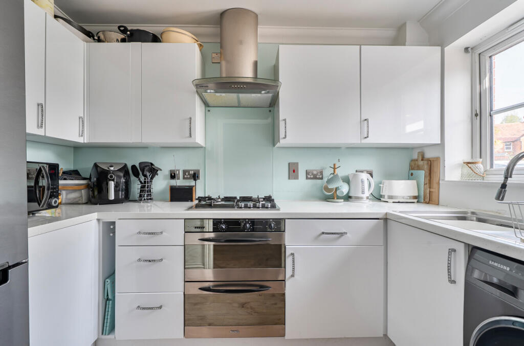 House in Reading - View 4