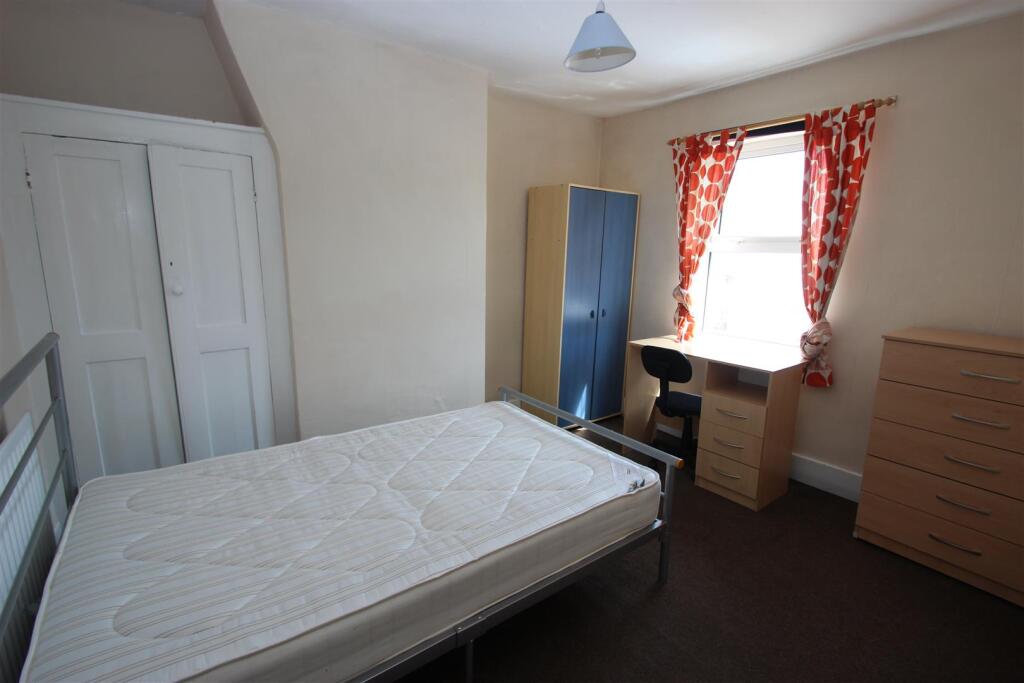 Main image of property: Magdalen Road, Oxford