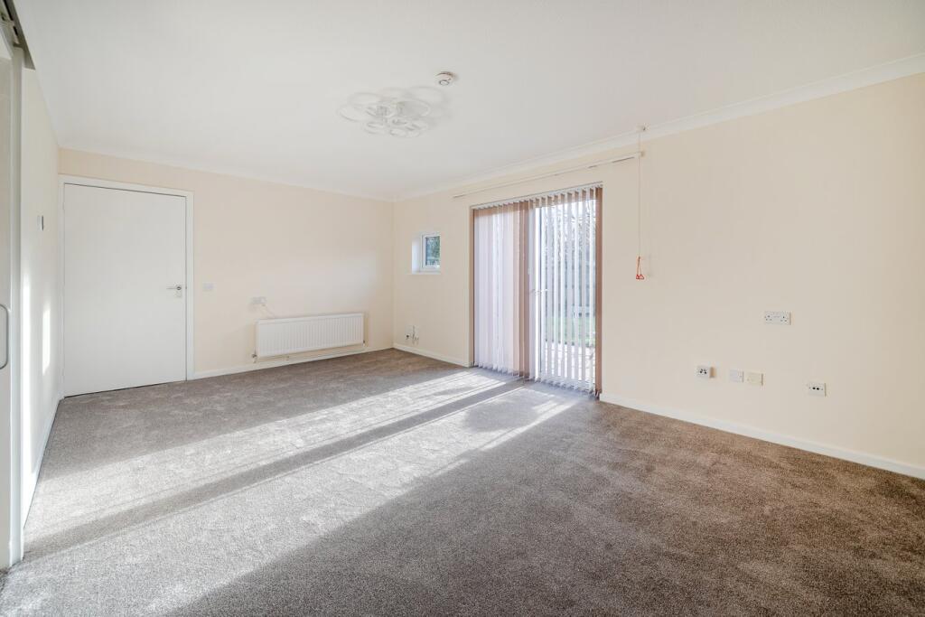 Portland Drive, Willen, Milton Keynes, MK15 - View 3