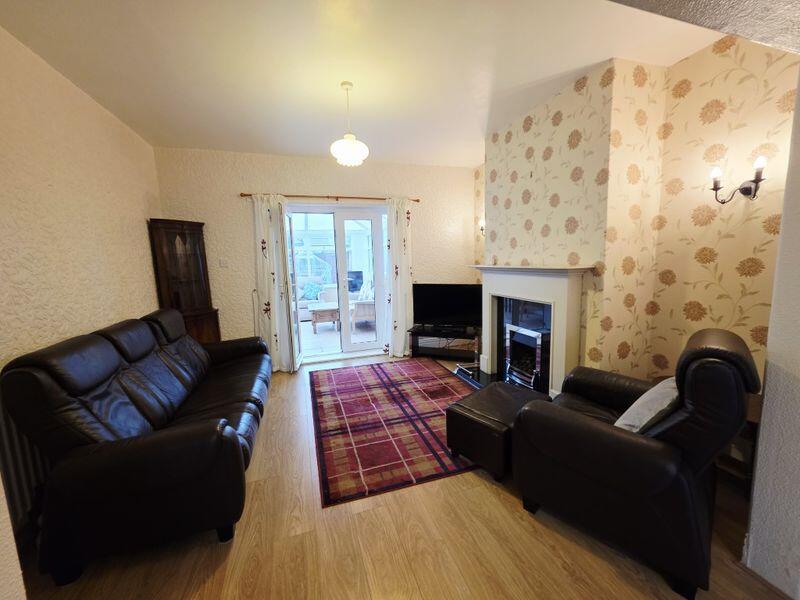 Whinneyfield Road, Newcastle Upon Tyne photo 2