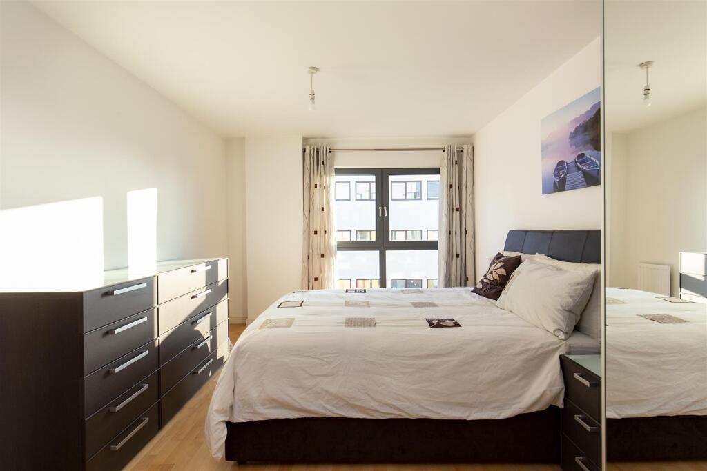 Apartment in London - View 4