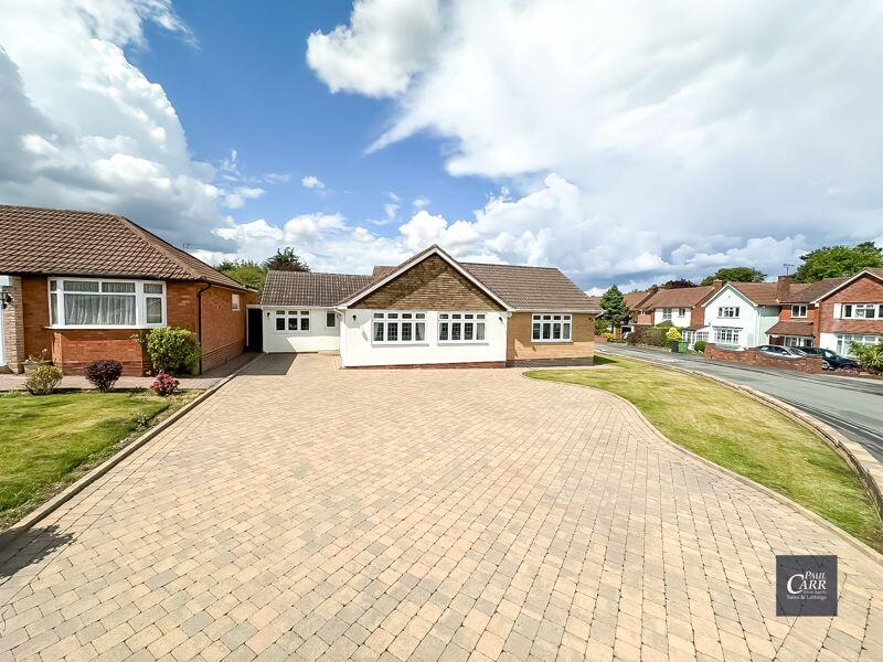 Main image of property: Hawthorn Road, Streetly, Sutton Coldfield, B74 3HY