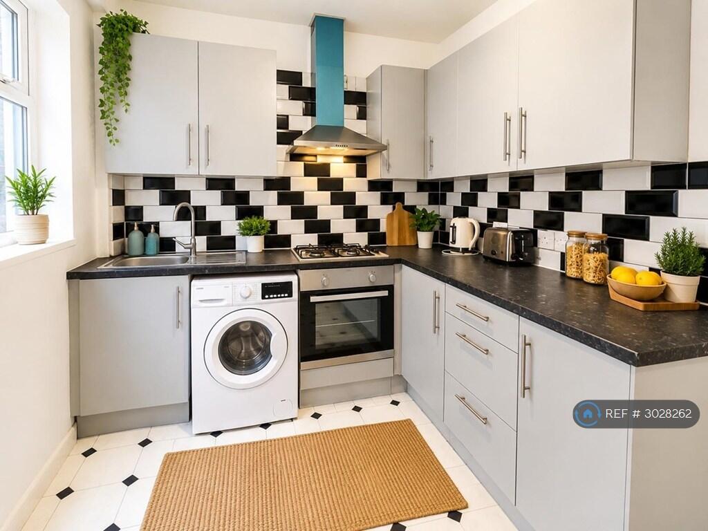 Apartment in London - View 4