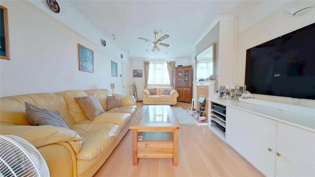 House in Adur, Sompting - View 5