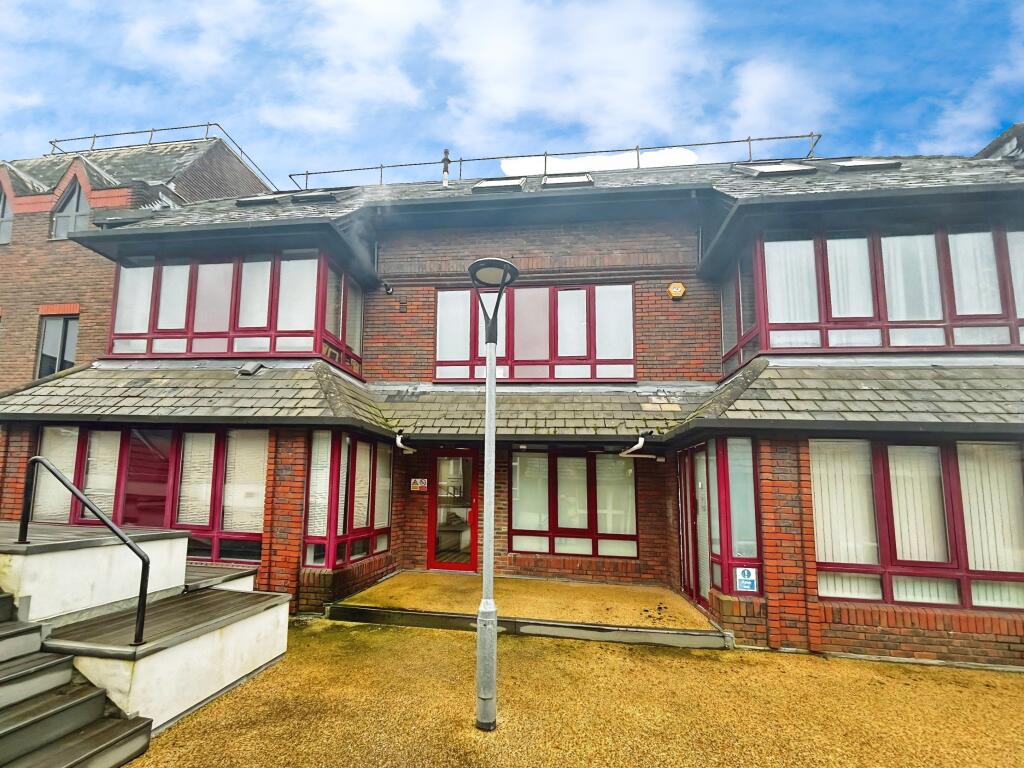 Main image of property: 15-16 London Street, Town Centre, Basingstoke, RG21