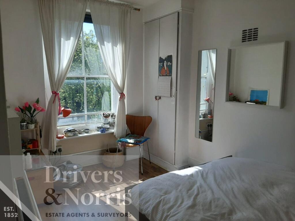 Apartment in London, Kentish Town - View 3