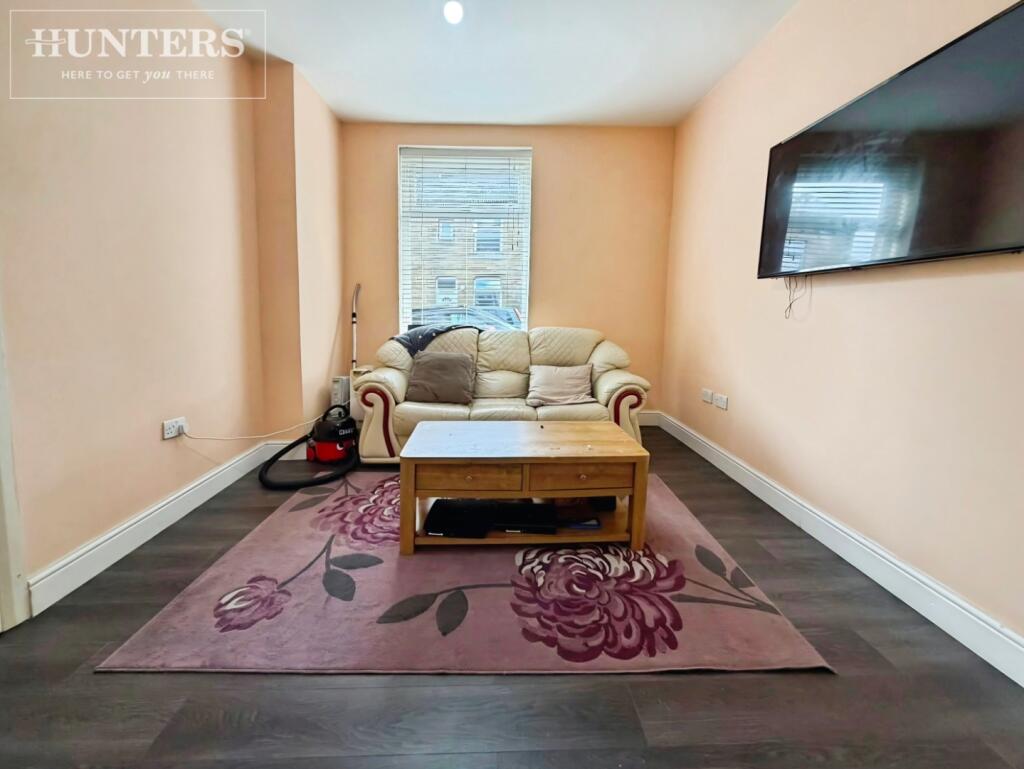 House in Calderdale, Pellon - View 4
