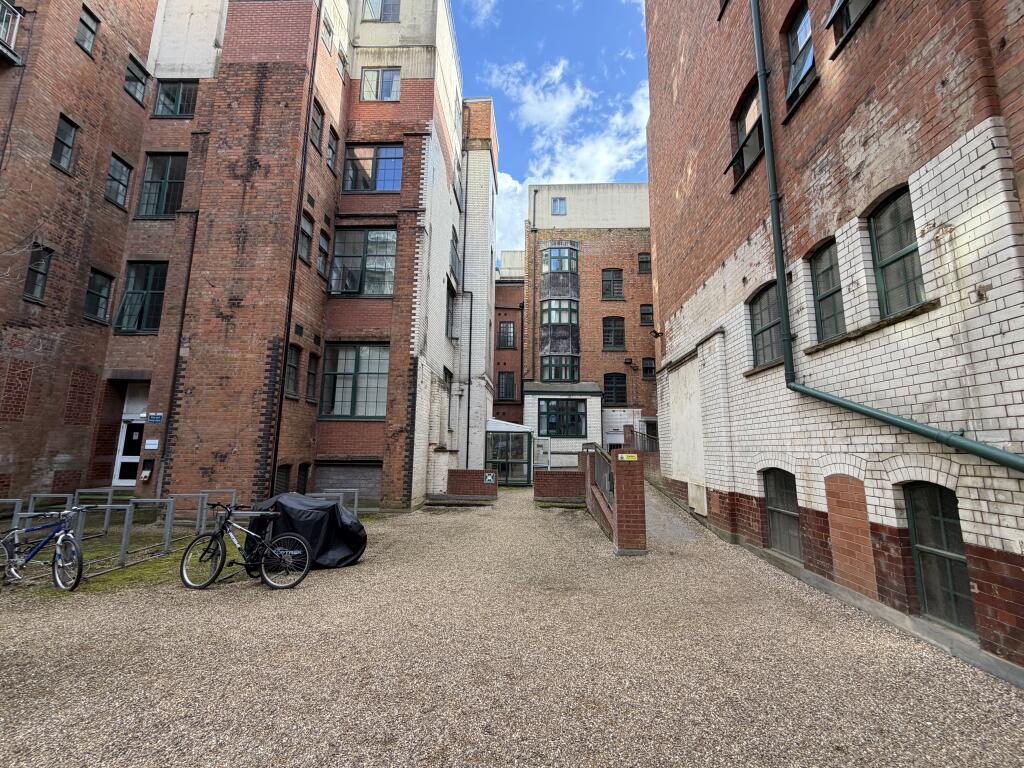 Apartment in Leicester, St Matthew's - View 2