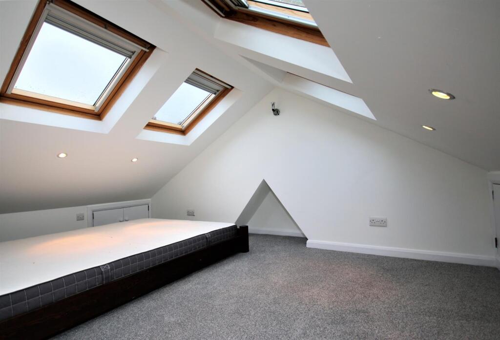 Apartment in London, Taverner Square, Finsbury Park - View 5