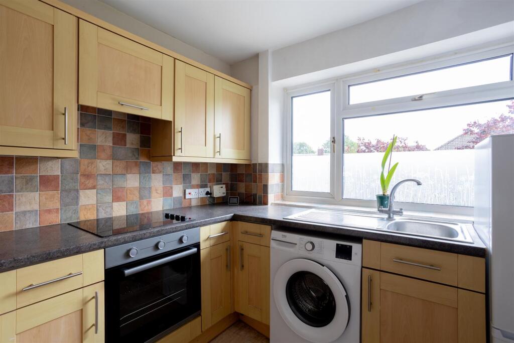 Rutland Close, Copmanthorpe, York photo 4