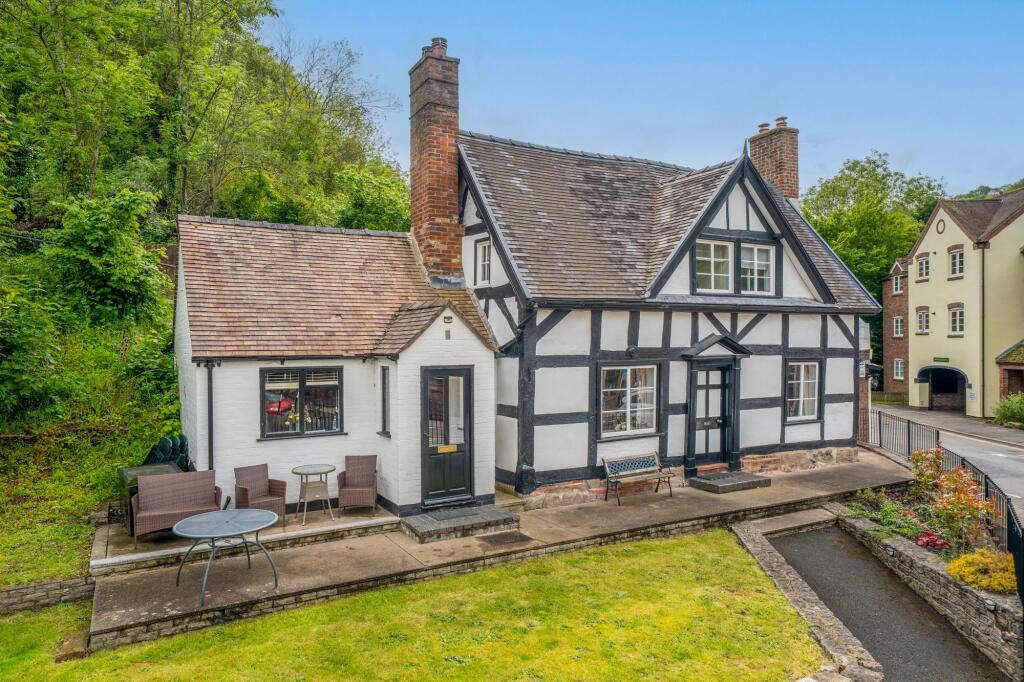 Main image of property: The Wharfage, Ironbridge, TF8