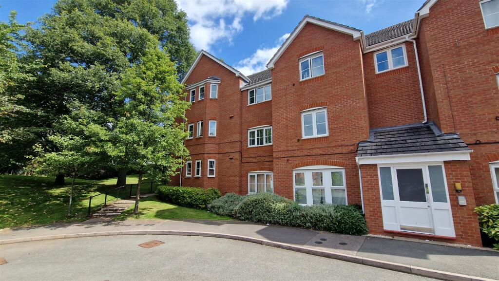 Main image of property: Hickory Close, Woodway Park, Coventry, West Midlands, CV2