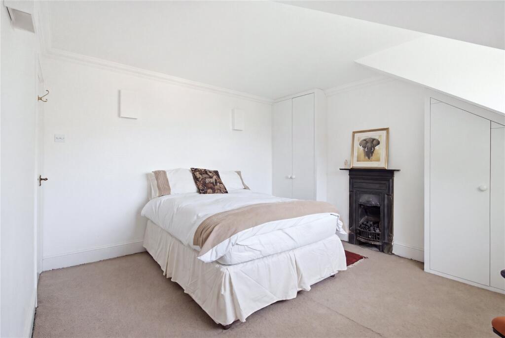 Apartment in London - View 3