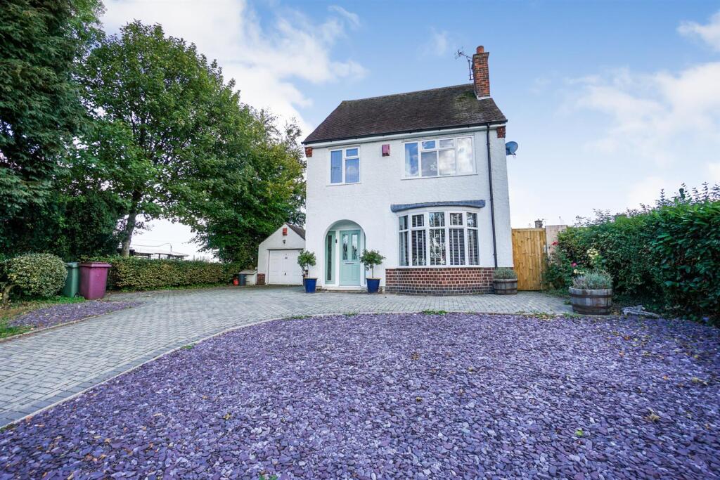 Main image of property: Hillside, Stretton, Alfreton, DE55