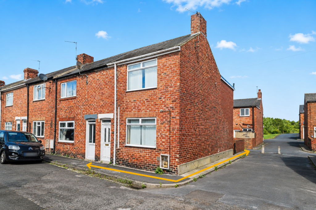Main image of property: 72 Albert Street
Grange Villa, Chester-le-Street, DH2 3LR