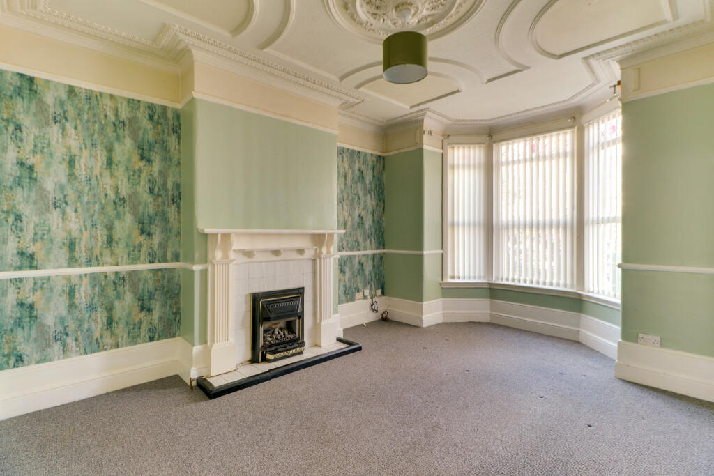House in Portsmouth, North End - View 2
