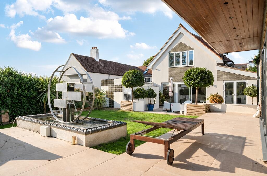 Main image of property: Preston Park Avenue, Brighton, East Sussex, BN1