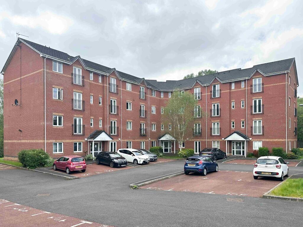 Main image of property: Waterside Gardens, Bolton, Greater Manchester, BL1