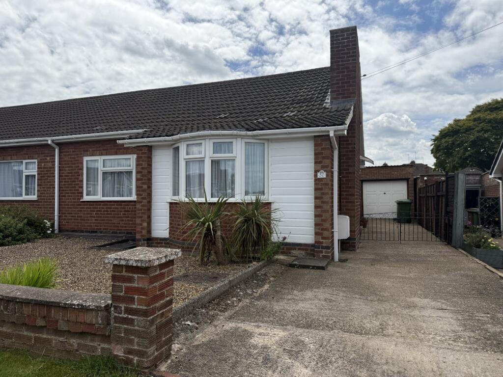 Main image of property: Cedar Way, Wellingborough, Northamptonshire, NN8