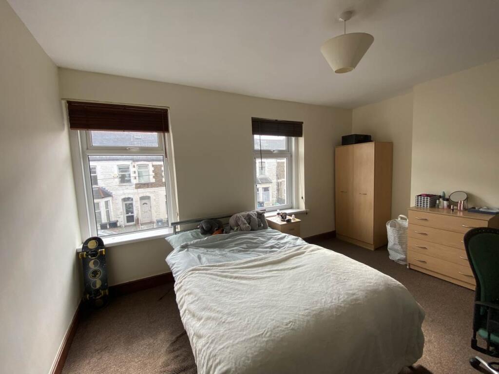 House in Cardiff - View 2