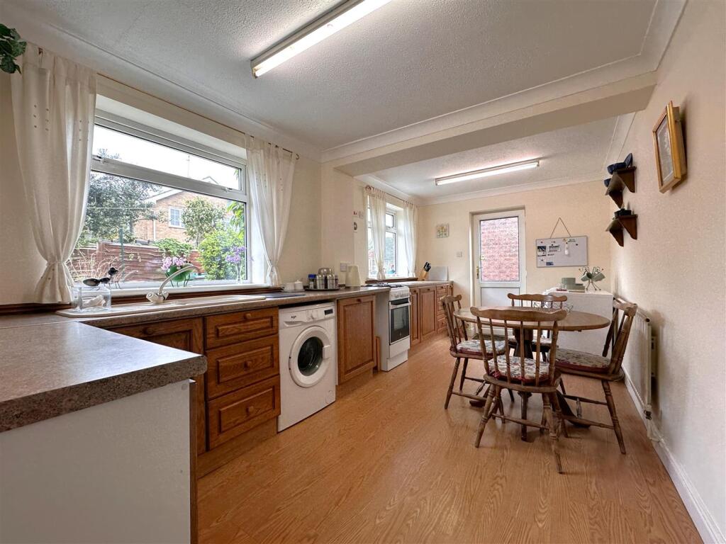 House in Newark and Sherwood, Newark - View 4