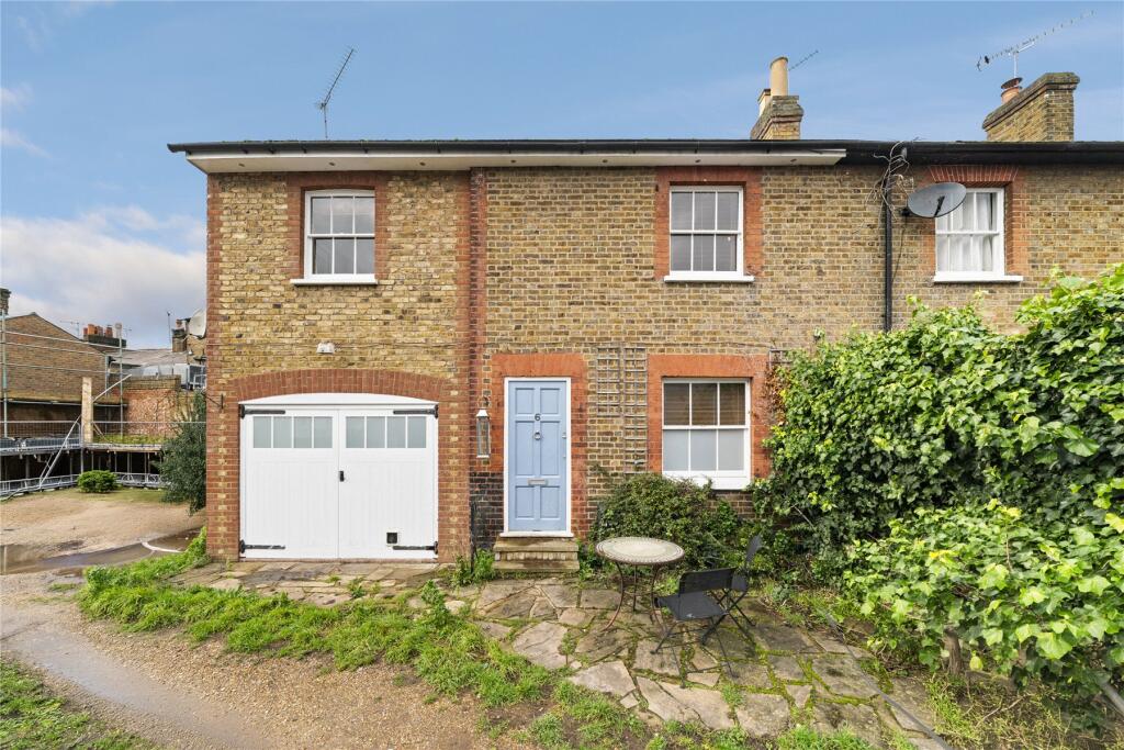 Main image of property: Creek Cottages, Creek Road, East Molesey, Surrey, KT8