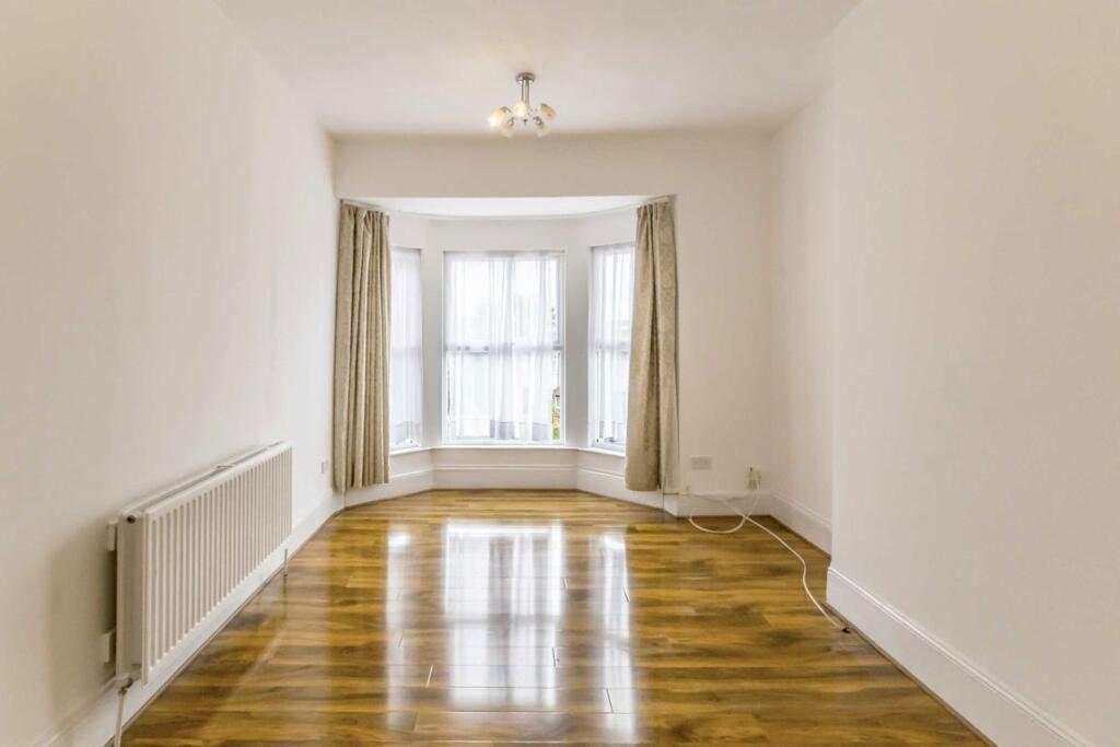 Apartment in London - View 2