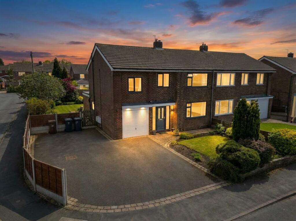 Main image of property: Green Lane, Hadfield, Glossop, SK13 2DY