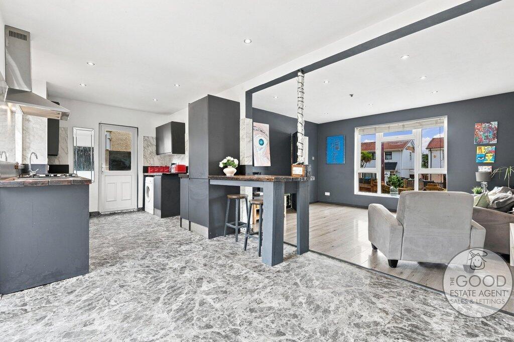 House in Epping Forest, Loughton - View 4