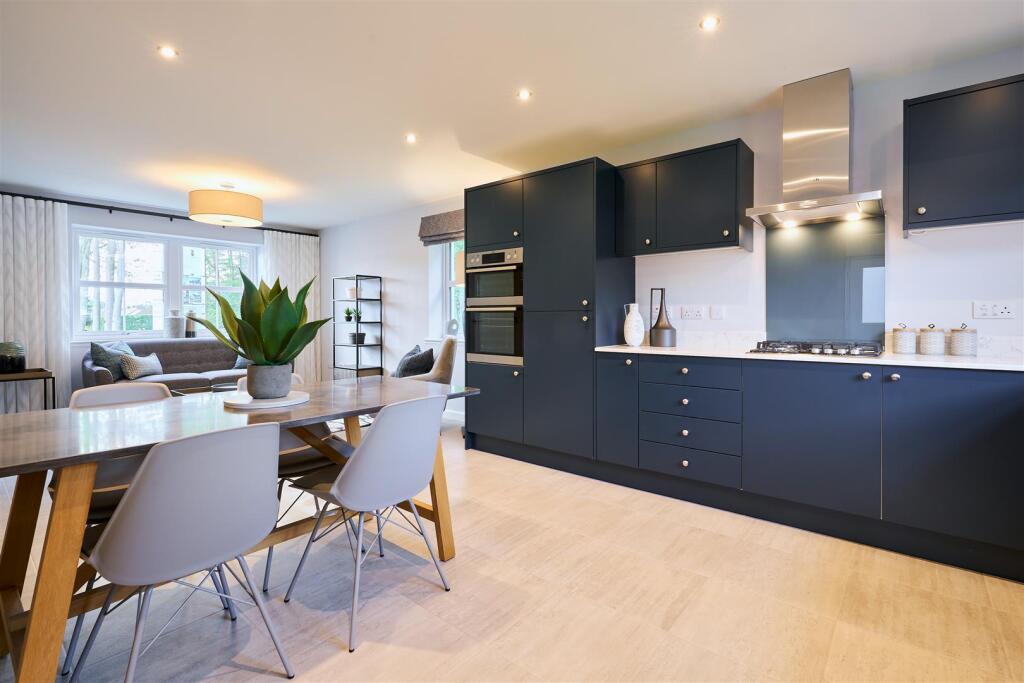 House in Perth - View 3