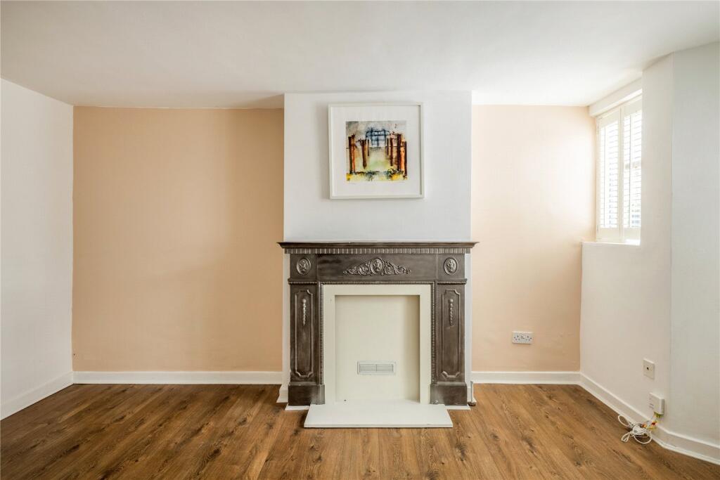 Apartment in Brighton - More