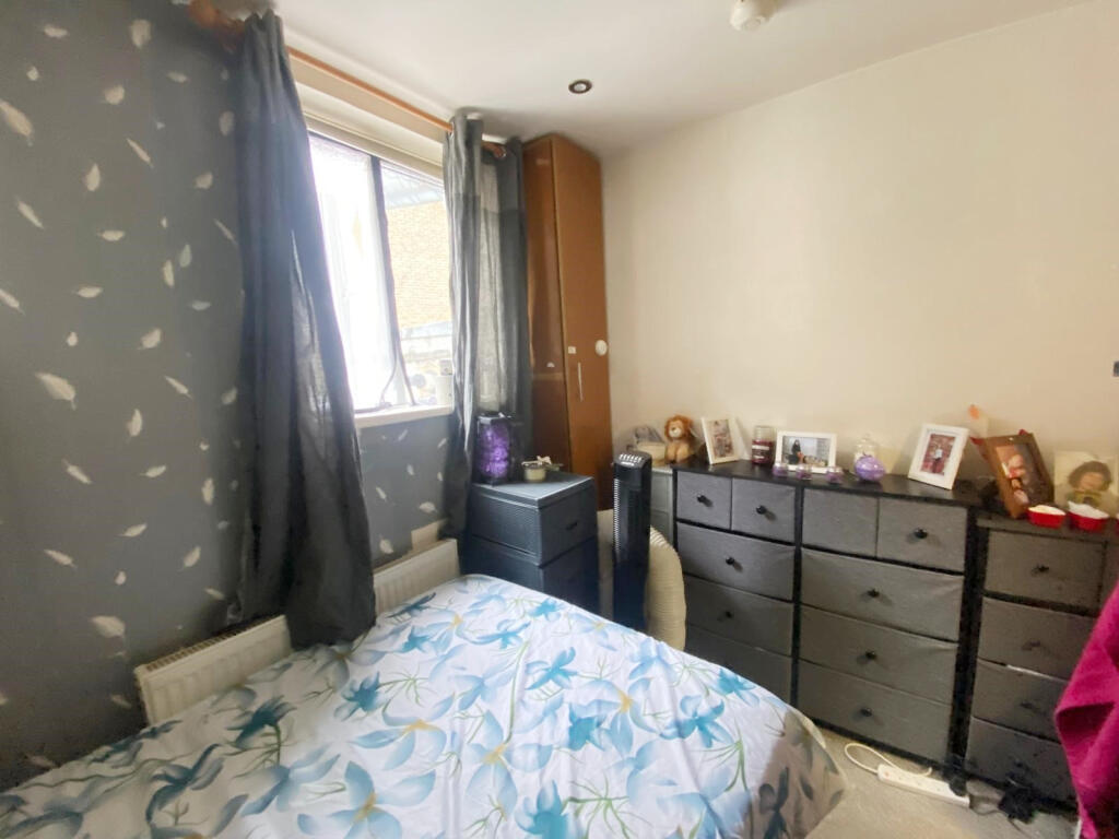 Main image of property: Camberwell grove, London, SE5