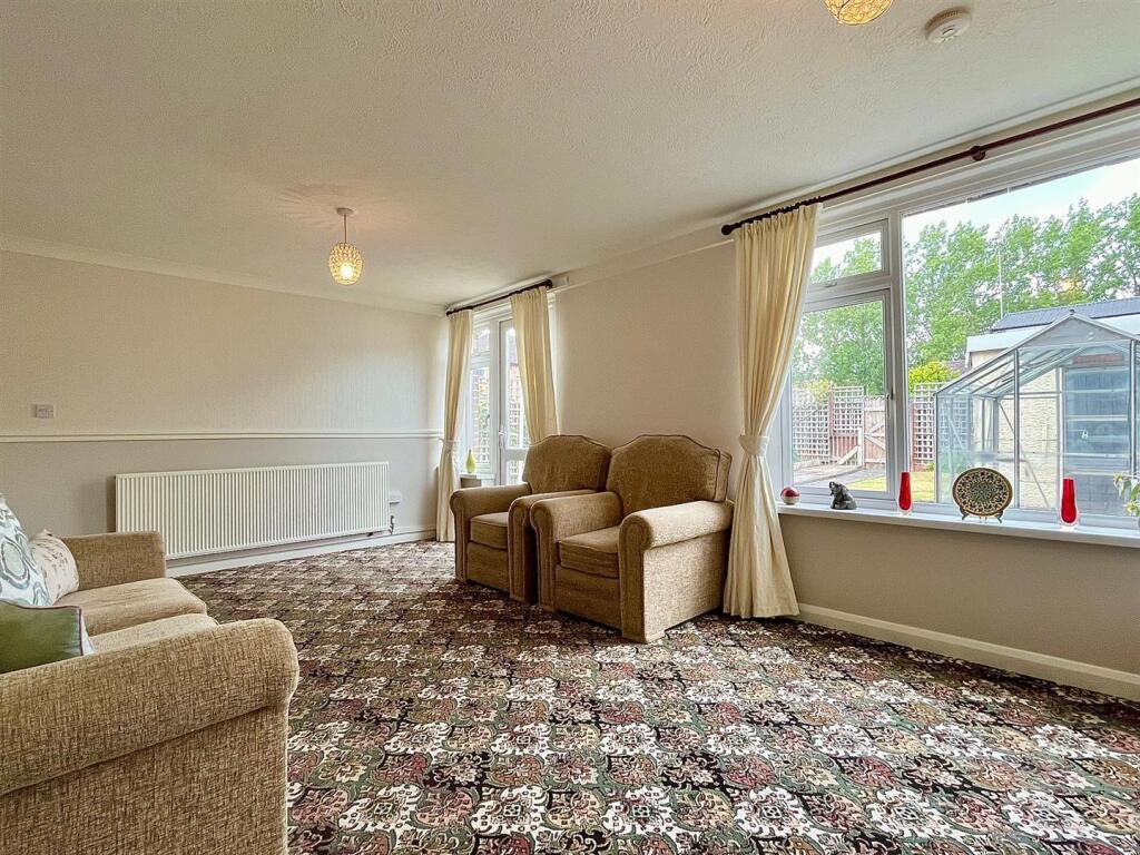 House in Birmingham, West Midlands - View 3