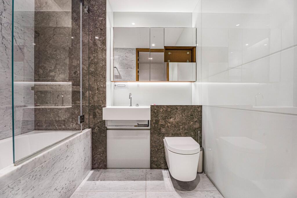 Apartment in London - View 3