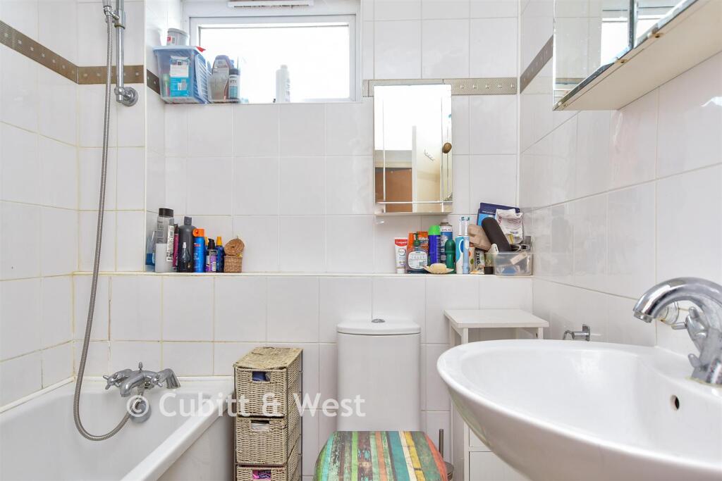 Pelham Close, Peacehaven, East Sussex - More