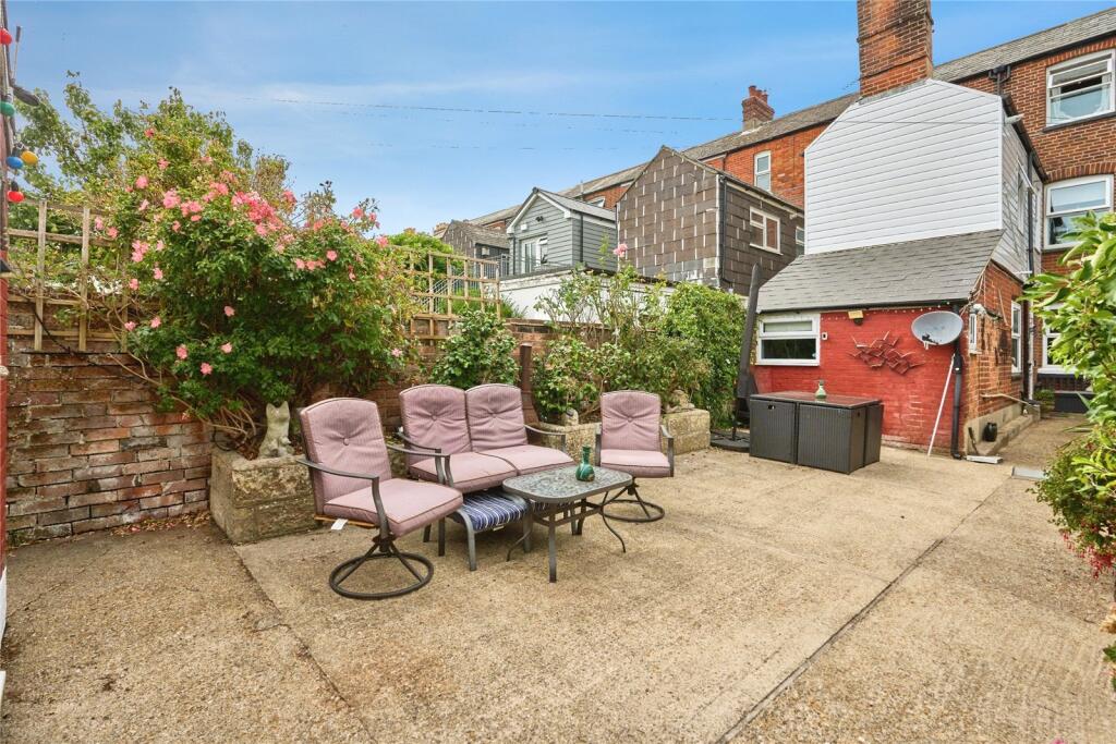 House in Portsmouth, Newport - View 5