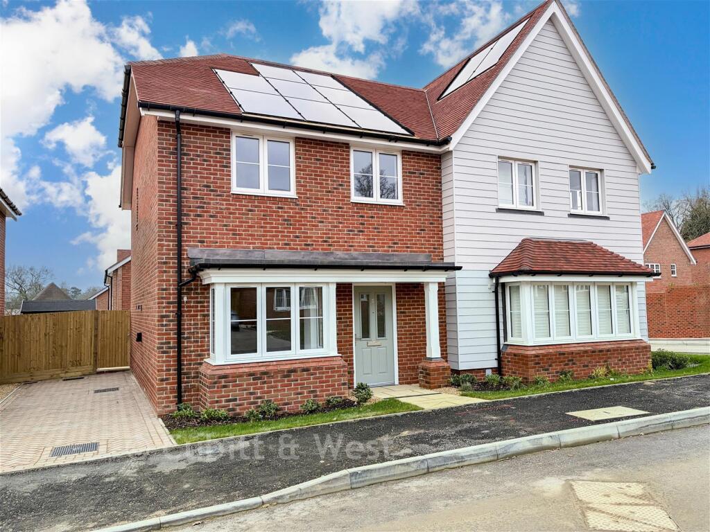 Main image of property: Burgess Hill, Temple Gate, Burgess Hill, West Sussex
