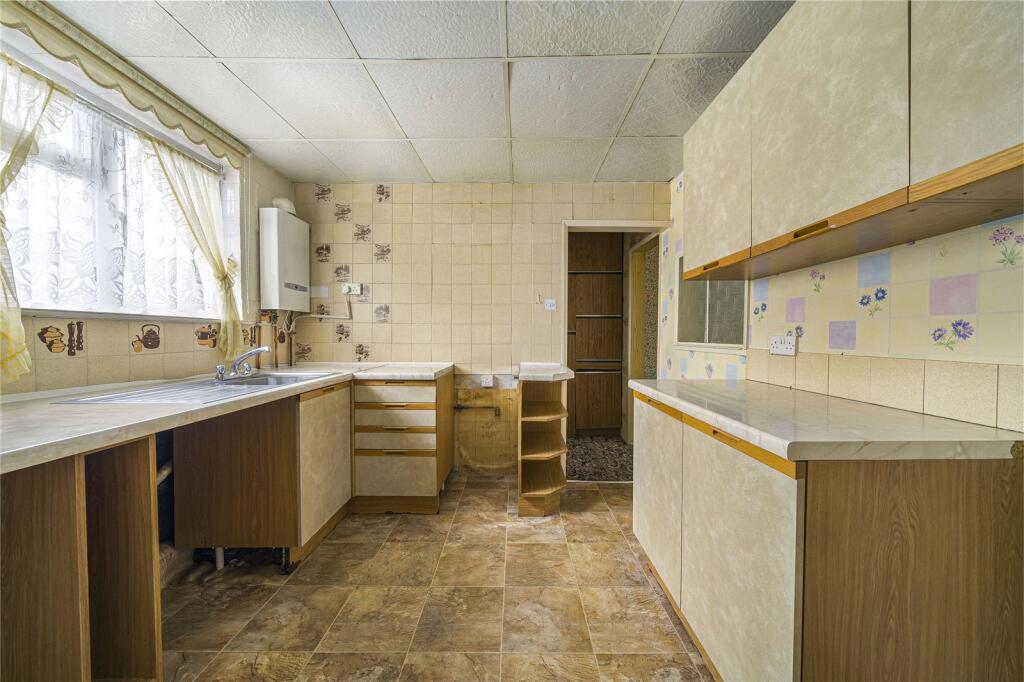 House in Dartford - View 5