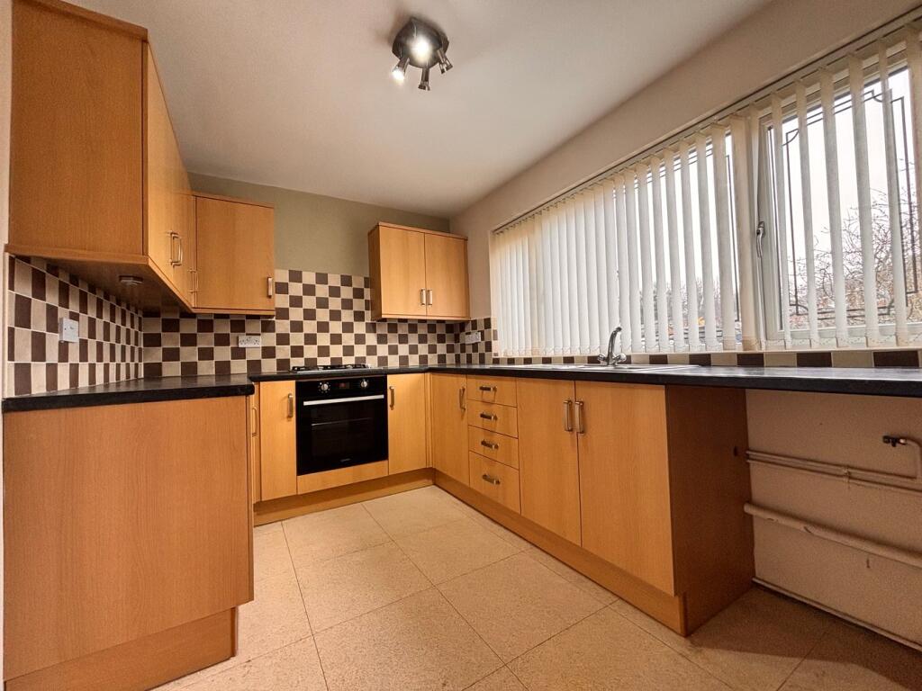 Moorside Gardens, Walsall, WS2 photo 2