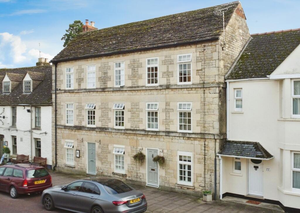 Main image of property: High Street, Cricklade, SN6