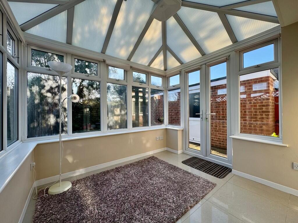Holly Close, Burnham-on-Crouch photo 3